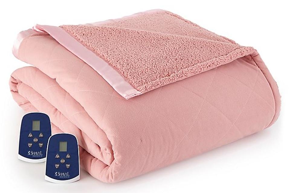 10 Best Heated Blankets To Keep You Warm And Cozy